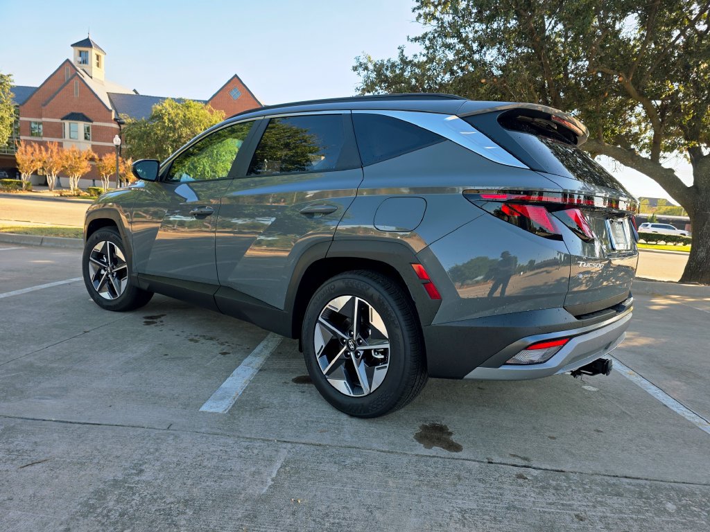 New 2026 Hyundai Tucson SEL FWD image 9