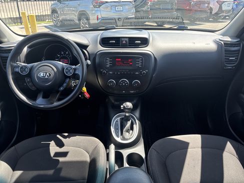 Used 2015 Kia Soul image 10