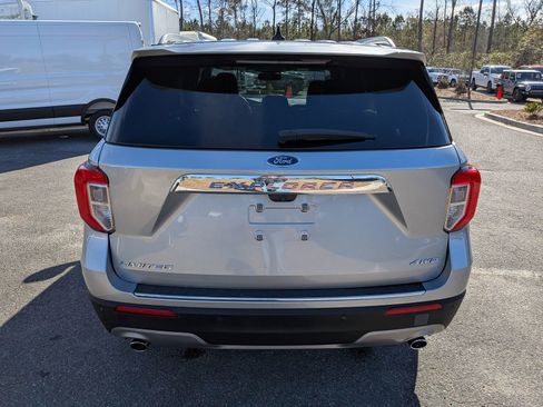 Certified 2023 Ford Explorer Limited image 5
