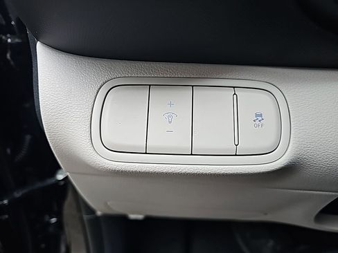 New 2026 Hyundai Venue SEL FWD image 15