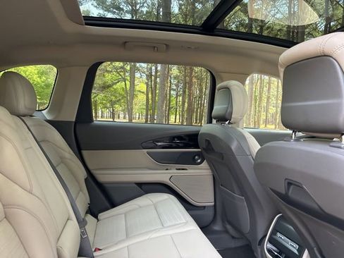 Used 2025 Lincoln Nautilus Reserve w/ Jet Appearance Package image 24