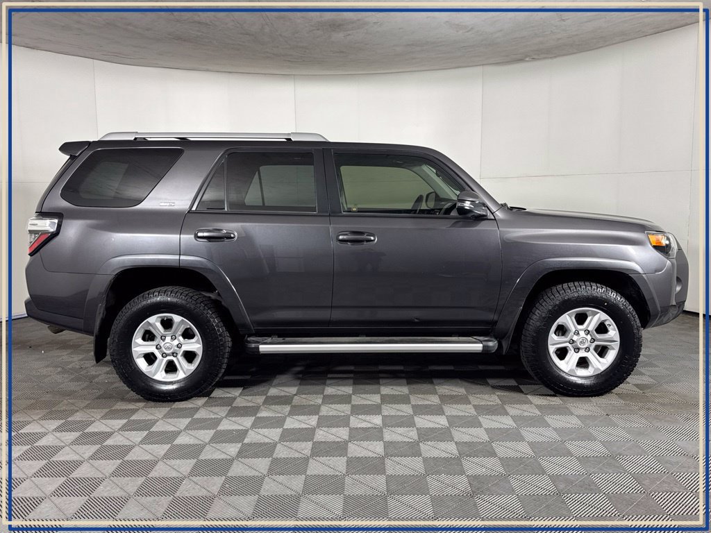 Used 2018 Toyota 4Runner SR5 Premium AWD/4WD image 7