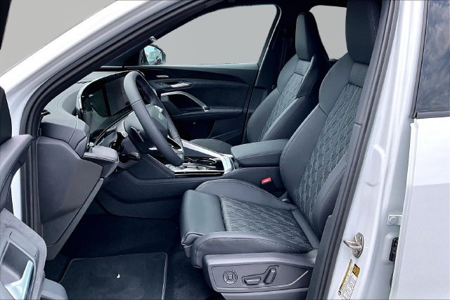New 2026 Audi SQ5 Premium Plus AWD/4WD image 27