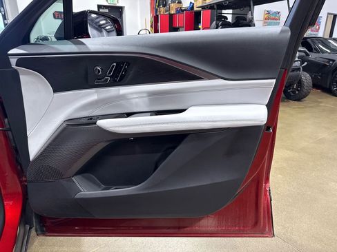 Used 2026 Cadillac Lyriq Sport RWD image 61