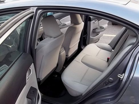Used 2014 Honda Civic LX image 9