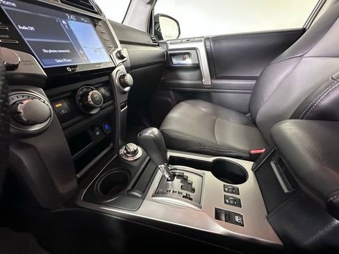 Used 2023 Toyota 4Runner SR5 Premium w/ Moonroof Package AWD/4WD image 31