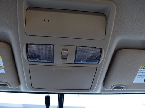 Used 2015 Nissan Frontier SV w/ SV Value Truck Package AWD/4WD image 35