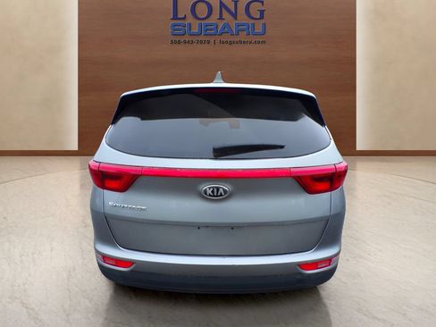 Used 2019 Kia Sportage LX AWD/4WD image 9