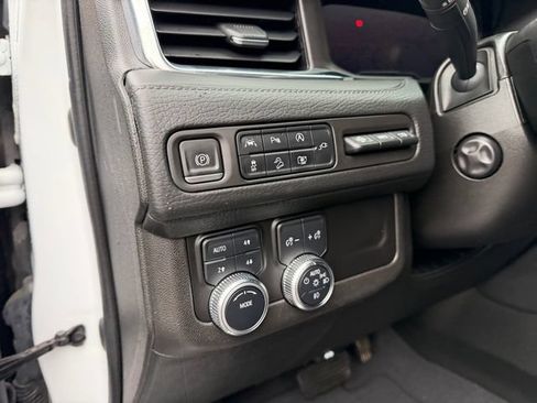 Used 2022 GMC Yukon Denali AWD/4WD image 21