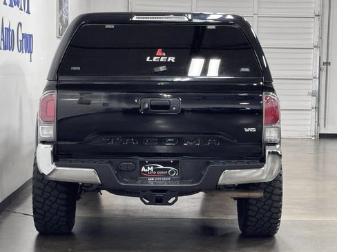 Used 2021 Toyota Tacoma TRD Off-Road AWD/4WD image 6