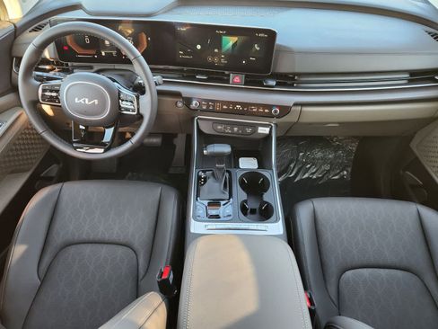 New 2026 Kia Carnival EX image 20