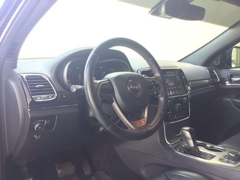 Used 2019 Jeep Grand Cherokee Trailhawk w/ Trailhawk Luxury Group image 9