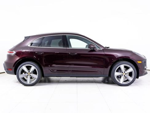 New 2026 Porsche Macan AWD/4WD image 32