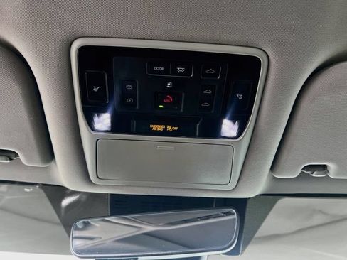 Used 2024 Toyota Grand Highlander AWD image 20