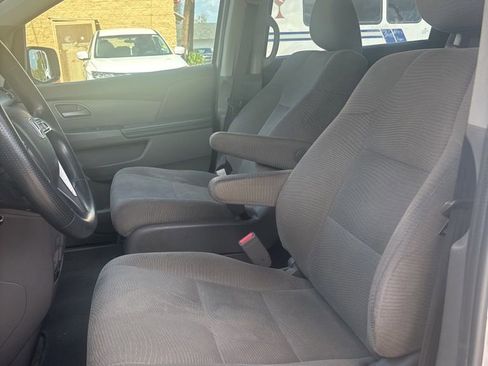 Used 2013 Honda Odyssey LX image 10