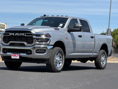 New 2026 RAM 3500 Tradesman w/ Chrome Appearance Group A AWD/4WD image 7