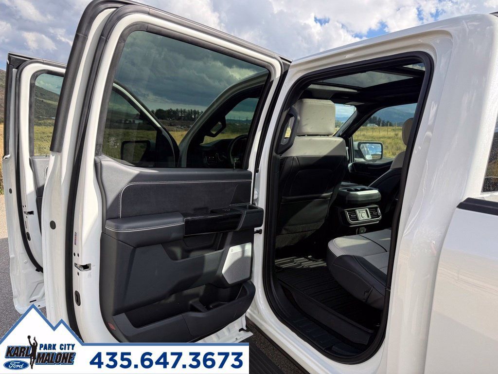 Used 2025 Ford F150 Lightning Platinum AWD/4WD image 28
