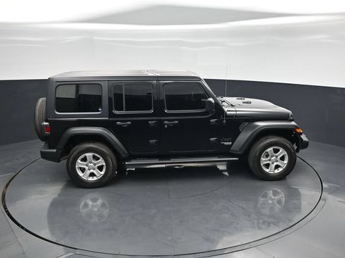 Used 2021 Jeep Wrangler Unlimited Sport AWD/4WD image 36
