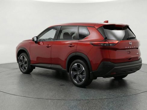 Used 2025 Nissan Rogue SV AWD/4WD image 6