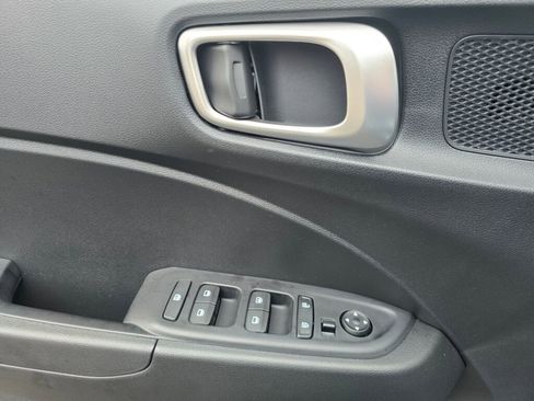 Used 2026 Hyundai Venue SE image 31