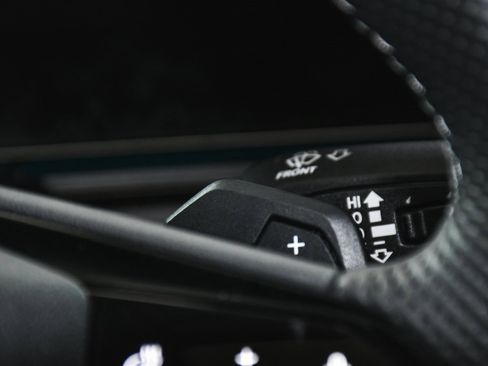 Used 2025 Audi S6 e-tron Prestige w/ 21" Black Optic Package image 46