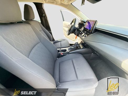 Used 2024 Toyota Corolla LE FWD image 28
