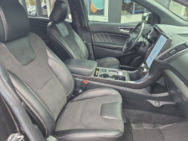 Used 2021 Ford Edge ST w/ Equipment Group 401A AWD/4WD image 26