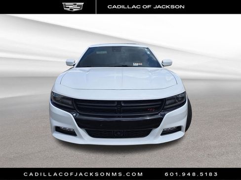 Used 2015 Dodge Charger R/T RWD image 2