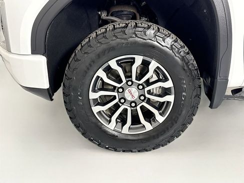 Used 2021 GMC Sierra 1500 AT4 w/ AT4 Value Package AWD/4WD image 29