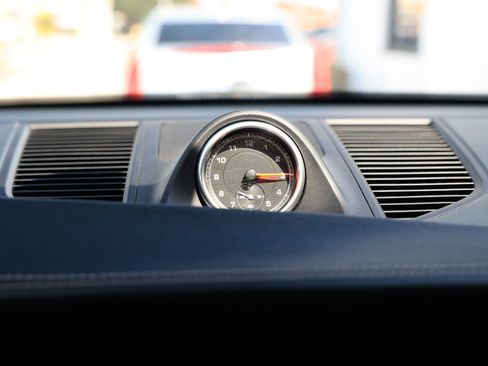 Used 2021 Porsche Macan S image 40