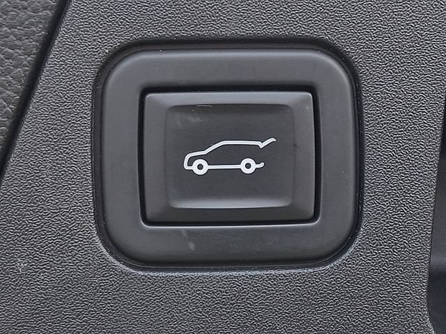 Used 2020 Buick Envision Essence AWD/4WD image 27