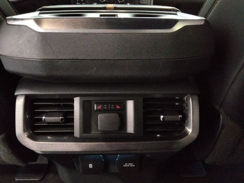 Used 2021 Ford F150 Platinum w/ FX4 Off-Road Package image 42