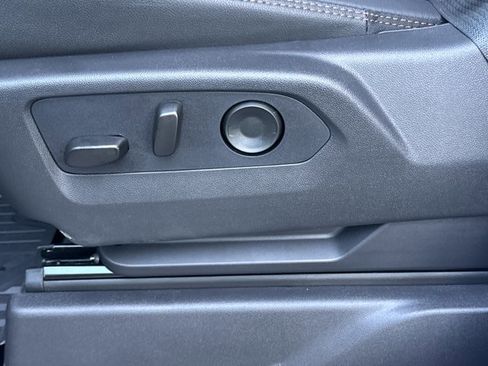 New 2026 GMC Sierra 2500 AT4 w/ AT4 Premium Plus Package image 21