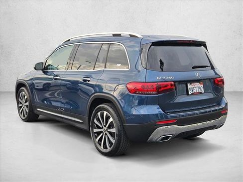 Certified 2021 Mercedes-Benz GLB 250 image 8