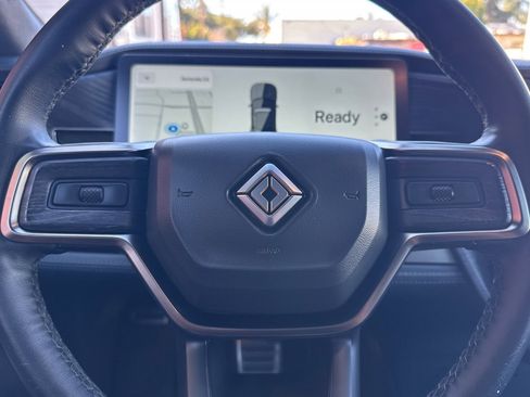 Used 2023 Rivian R1S Adventure image 28