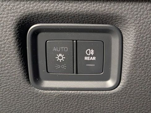 New 2026 Porsche Cayenne image 33