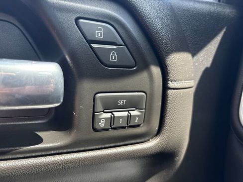 Used 2019 GMC Sierra 1500 Denali w/ Driver Alert Package II AWD/4WD image 23