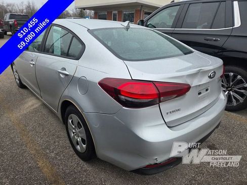 Used 2017 Kia Forte LX image 8