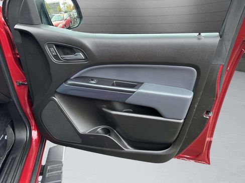 Used 2017 Chevrolet Colorado Z71 image 23