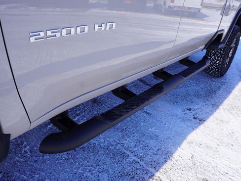 New 2026 Chevrolet Silverado 2500 ZR2 image 10