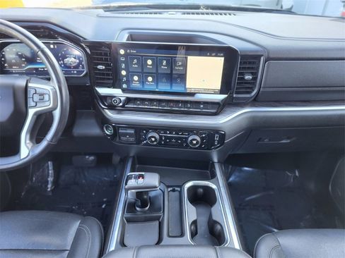 Used 2022 Chevrolet Silverado 1500 LTZ w/ LTZ Convenience Package II image 12