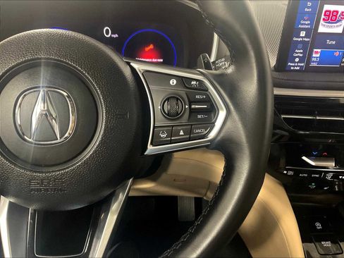 Used 2025 Acura MDX SH-AWD image 24