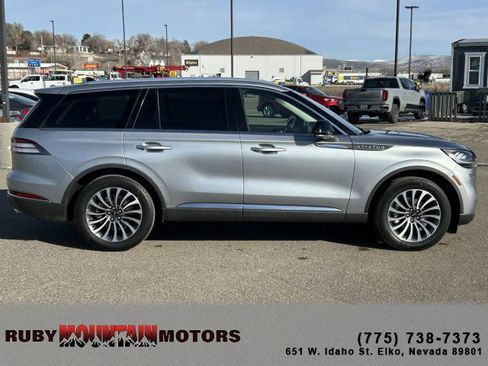 Used 2024 Lincoln Aviator Reserve image 8