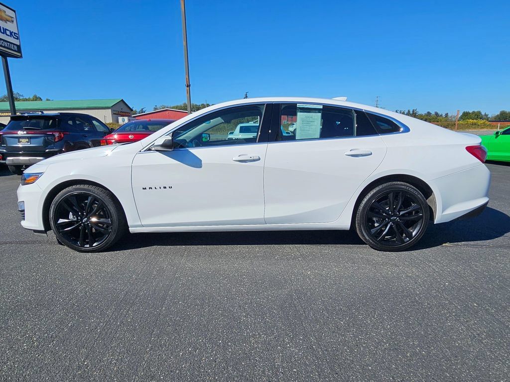 Used 2024 Chevrolet Malibu LT w/ Sport Edition FWD image 6
