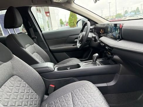 Used 2026 Nissan Kicks SV w/ Cold Weather Package AWD/4WD image 24