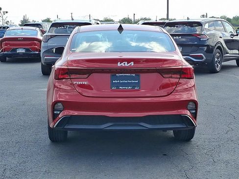 Certified 2024 Kia Forte LXS FWD image 5