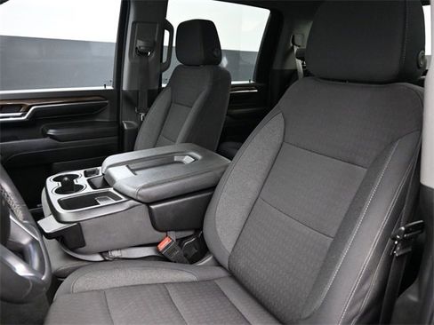 Used 2024 Chevrolet Silverado 2500 LT w/ Z71 Off-Road Package image 13