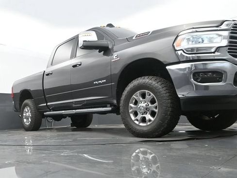 Used 2024 RAM 2500 Laramie w/ Towing Technology Group AWD/4WD image 9