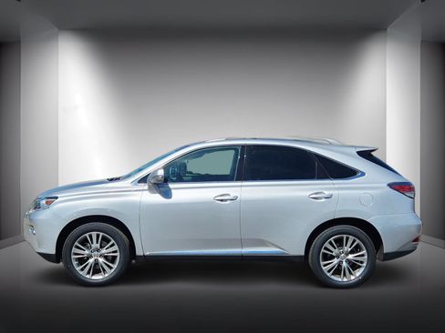 Used 2013 Lexus RX 350 AWD w/ Navigation Pkg image 2