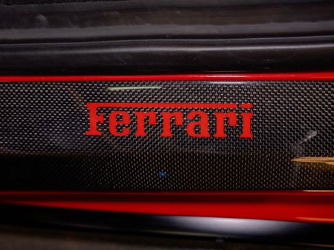 Used 2012 Ferrari 458 Spider image 26